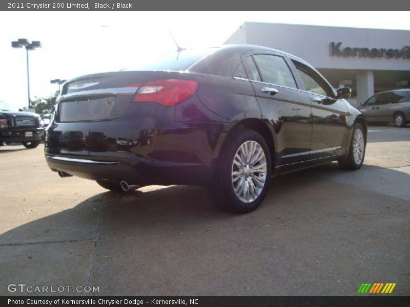 Black / Black 2011 Chrysler 200 Limited