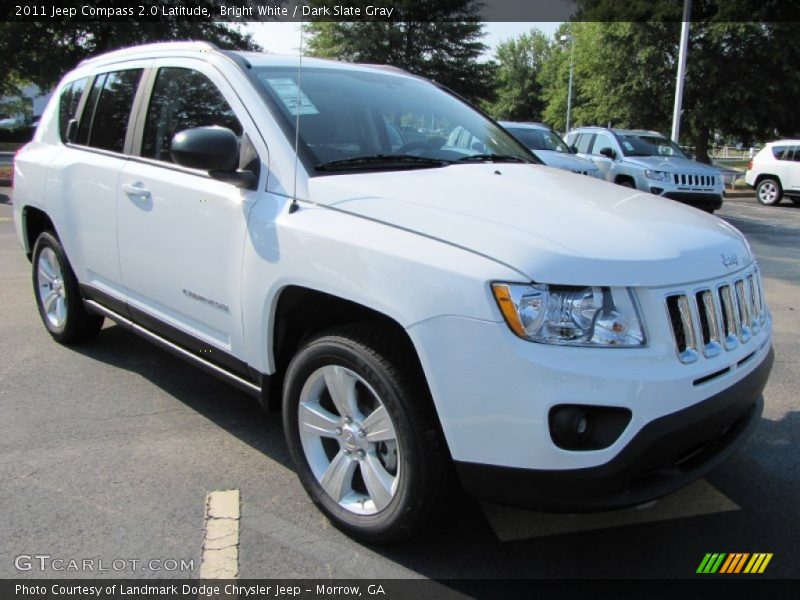 Bright White / Dark Slate Gray 2011 Jeep Compass 2.0 Latitude