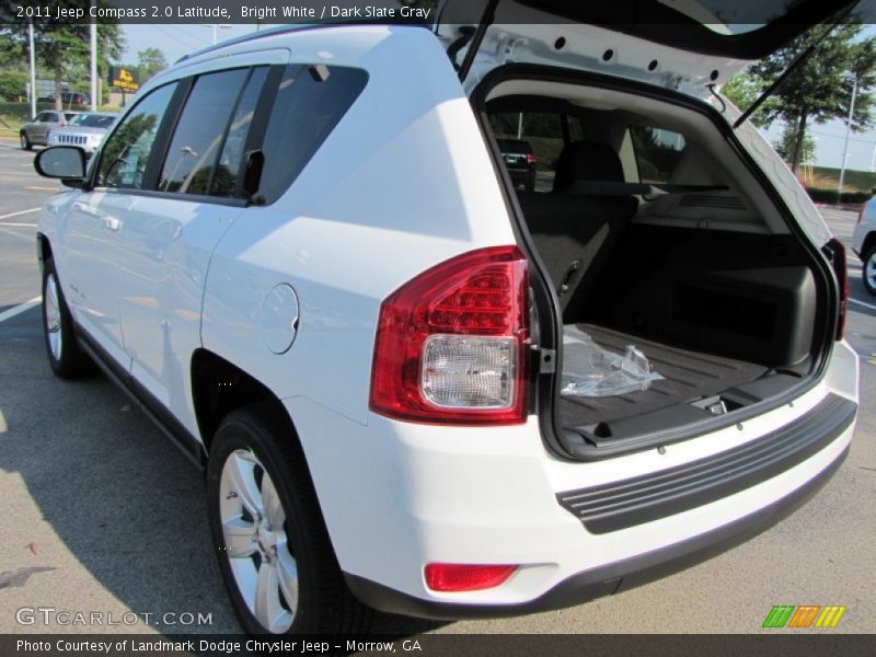 Bright White / Dark Slate Gray 2011 Jeep Compass 2.0 Latitude