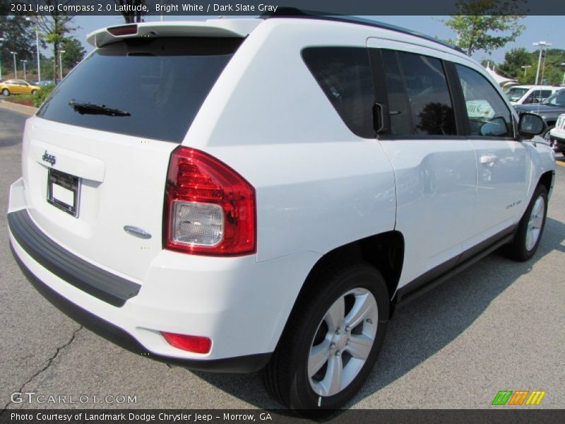 Bright White / Dark Slate Gray 2011 Jeep Compass 2.0 Latitude