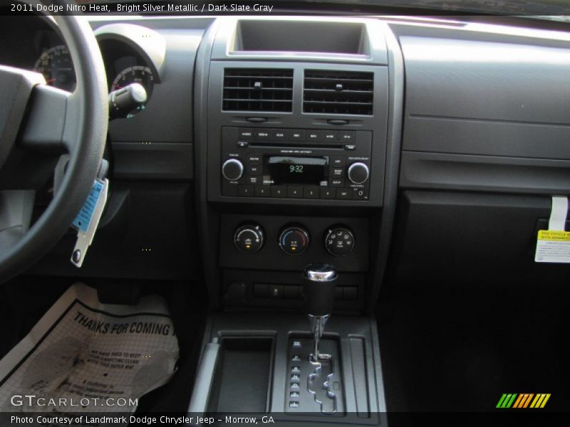 Bright Silver Metallic / Dark Slate Gray 2011 Dodge Nitro Heat