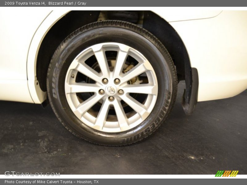 Blizzard Pearl / Gray 2009 Toyota Venza I4