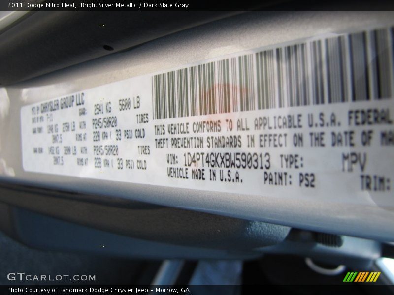 Bright Silver Metallic / Dark Slate Gray 2011 Dodge Nitro Heat