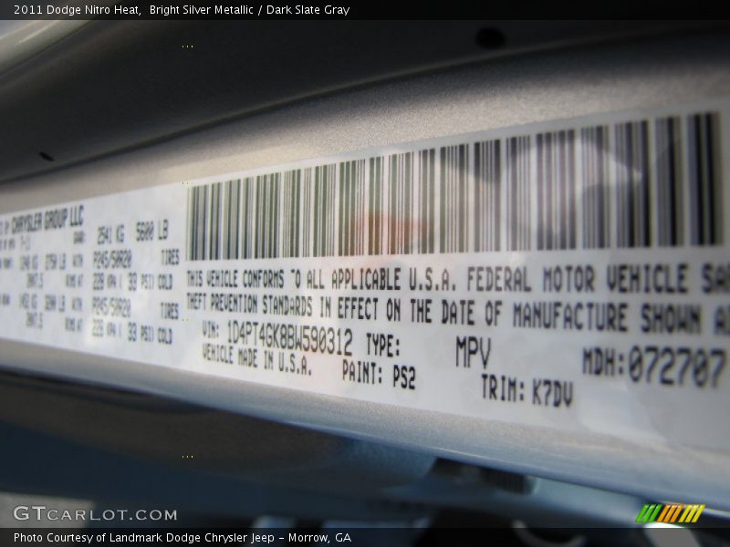 Bright Silver Metallic / Dark Slate Gray 2011 Dodge Nitro Heat