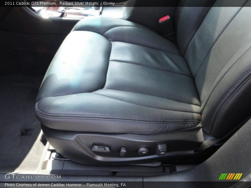 Radiant Silver Metallic / Ebony 2011 Cadillac DTS Premium