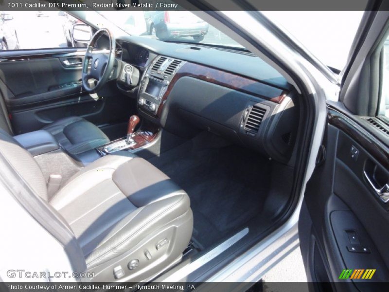 Radiant Silver Metallic / Ebony 2011 Cadillac DTS Premium