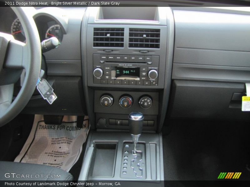 Bright Silver Metallic / Dark Slate Gray 2011 Dodge Nitro Heat