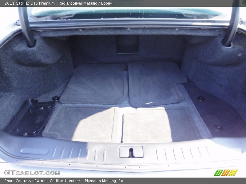 Radiant Silver Metallic / Ebony 2011 Cadillac DTS Premium