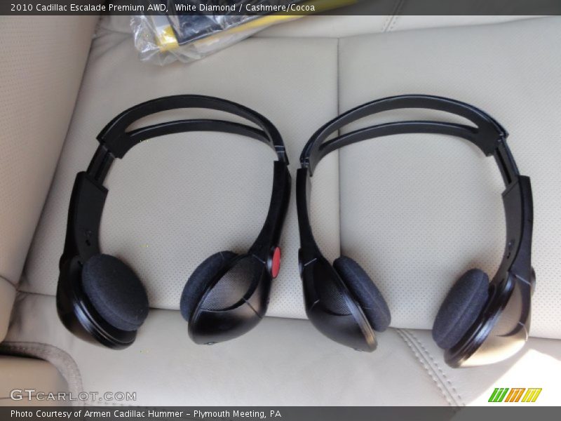 White Diamond / Cashmere/Cocoa 2010 Cadillac Escalade Premium AWD