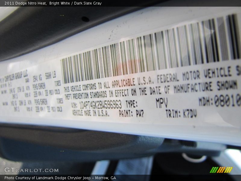Bright White / Dark Slate Gray 2011 Dodge Nitro Heat