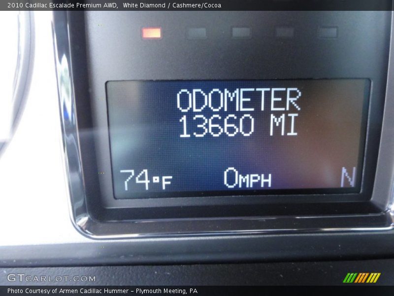 White Diamond / Cashmere/Cocoa 2010 Cadillac Escalade Premium AWD