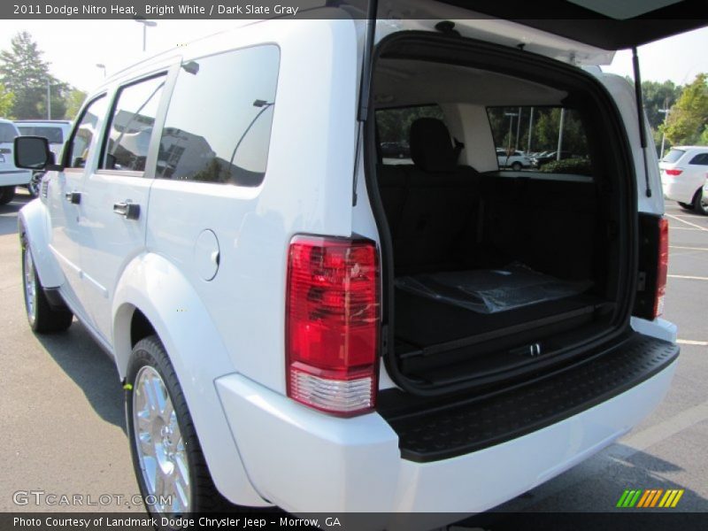 Bright White / Dark Slate Gray 2011 Dodge Nitro Heat