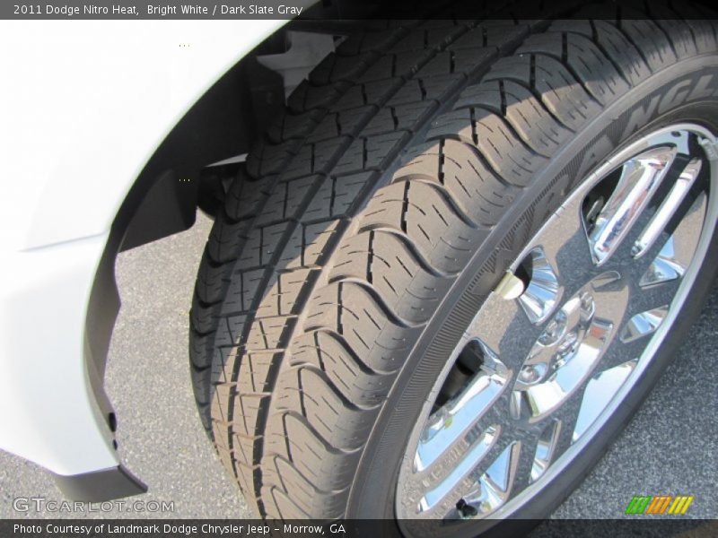 Bright White / Dark Slate Gray 2011 Dodge Nitro Heat