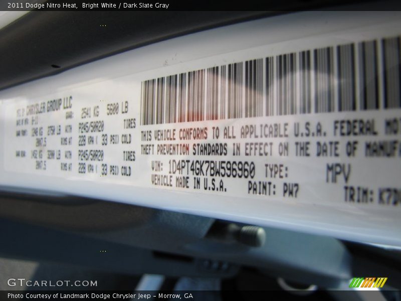 Bright White / Dark Slate Gray 2011 Dodge Nitro Heat