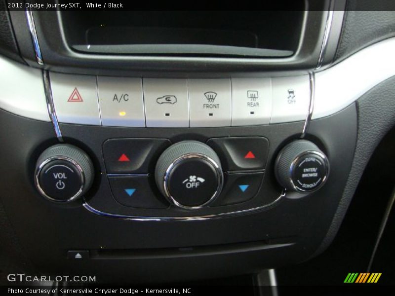 White / Black 2012 Dodge Journey SXT
