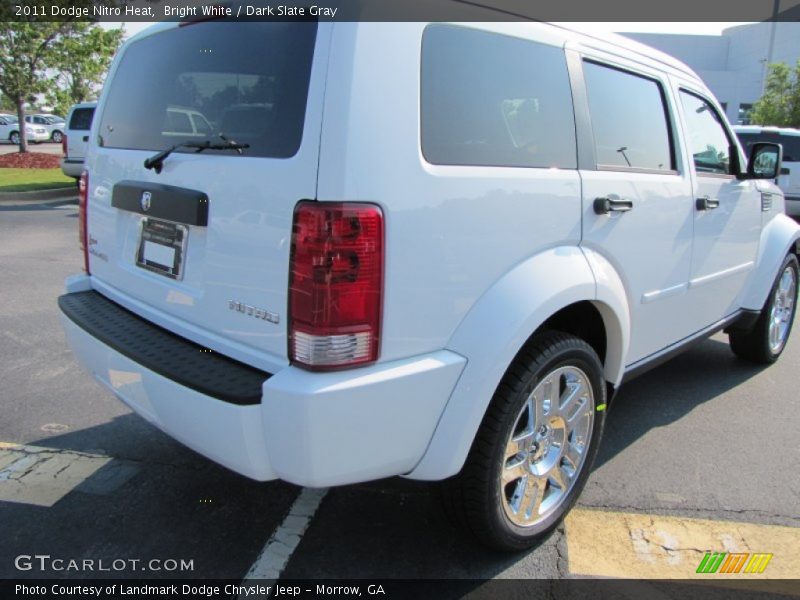 Bright White / Dark Slate Gray 2011 Dodge Nitro Heat
