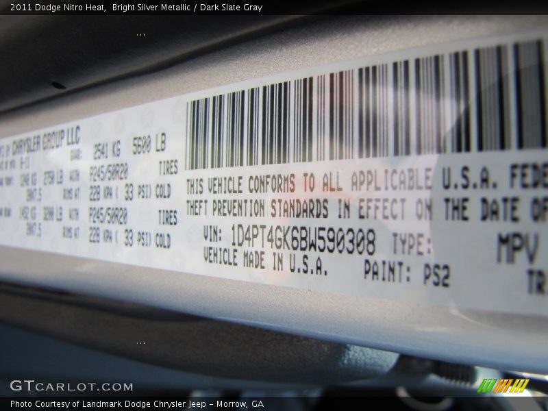 Bright Silver Metallic / Dark Slate Gray 2011 Dodge Nitro Heat