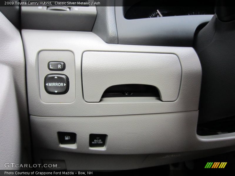 Classic Silver Metallic / Ash 2009 Toyota Camry Hybrid