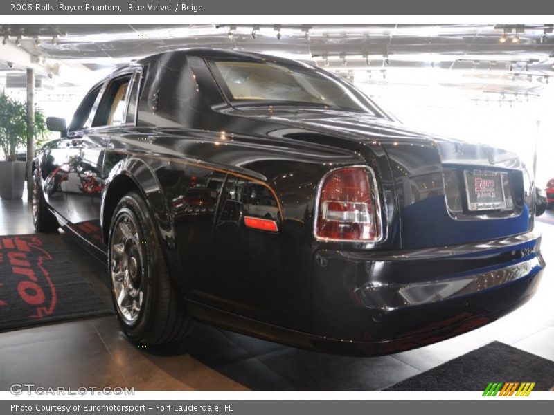 Blue Velvet / Beige 2006 Rolls-Royce Phantom