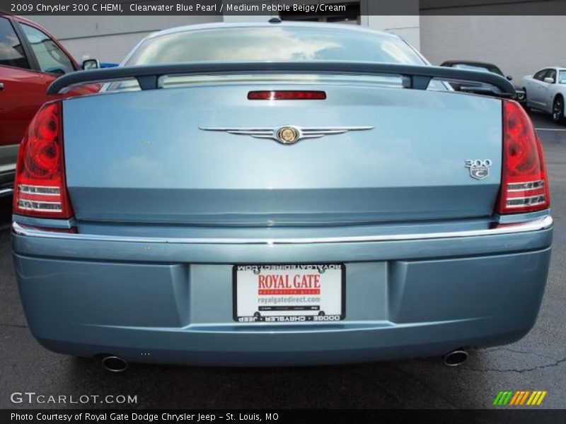 Clearwater Blue Pearl / Medium Pebble Beige/Cream 2009 Chrysler 300 C HEMI