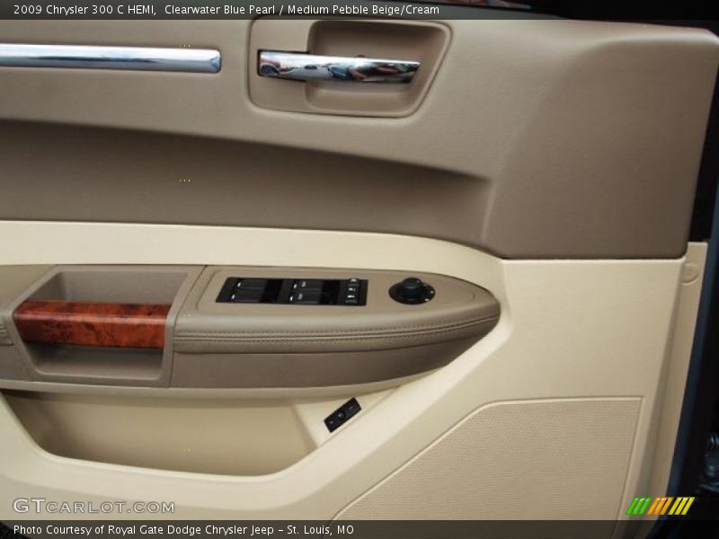 Clearwater Blue Pearl / Medium Pebble Beige/Cream 2009 Chrysler 300 C HEMI