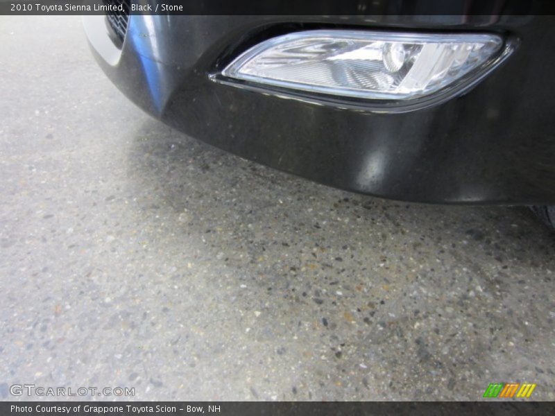 Black / Stone 2010 Toyota Sienna Limited