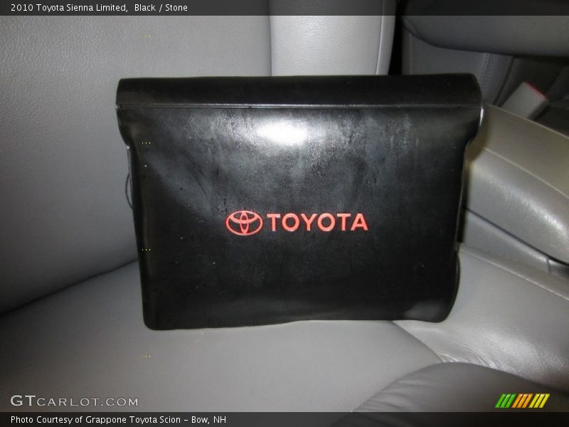 Black / Stone 2010 Toyota Sienna Limited