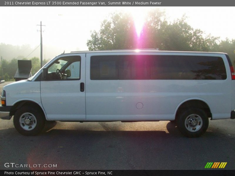Summit White / Medium Pewter 2011 Chevrolet Express LT 3500 Extended Passenger Van