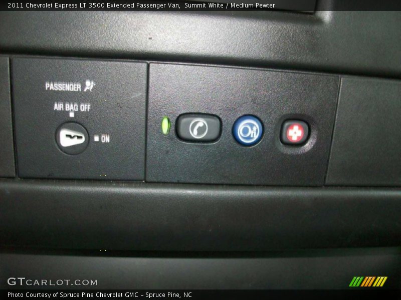 Summit White / Medium Pewter 2011 Chevrolet Express LT 3500 Extended Passenger Van
