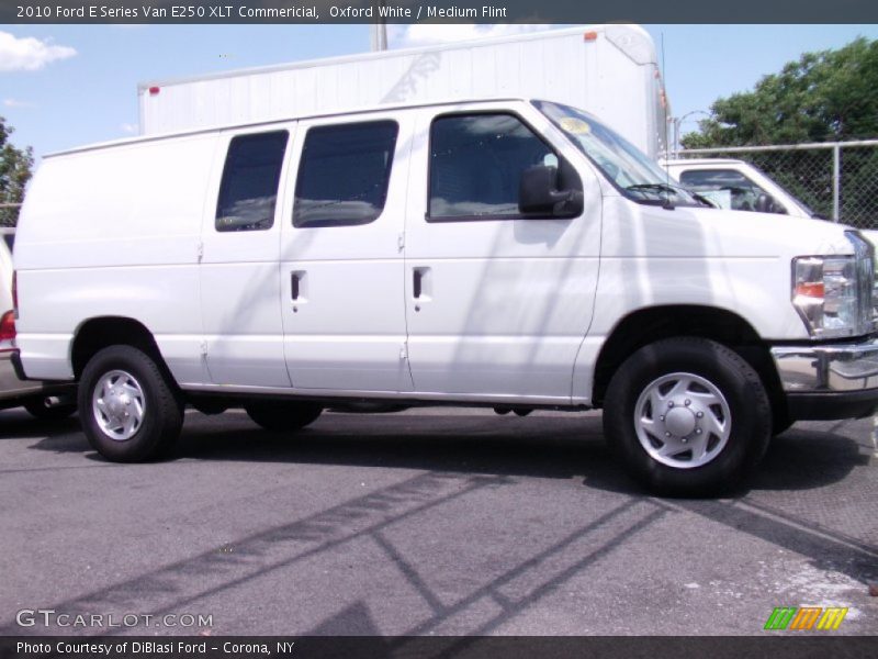 Oxford White / Medium Flint 2010 Ford E Series Van E250 XLT Commericial