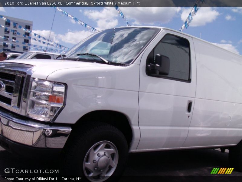 Oxford White / Medium Flint 2010 Ford E Series Van E250 XLT Commericial