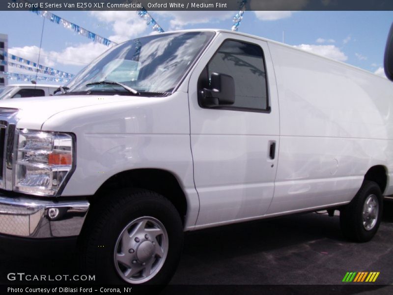 Oxford White / Medium Flint 2010 Ford E Series Van E250 XLT Commericial