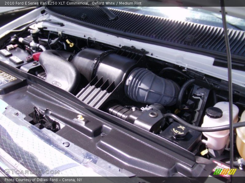 Oxford White / Medium Flint 2010 Ford E Series Van E250 XLT Commericial