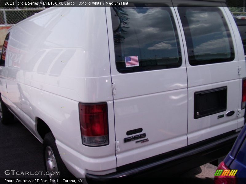 Oxford White / Medium Flint 2011 Ford E Series Van E150 XL Cargo