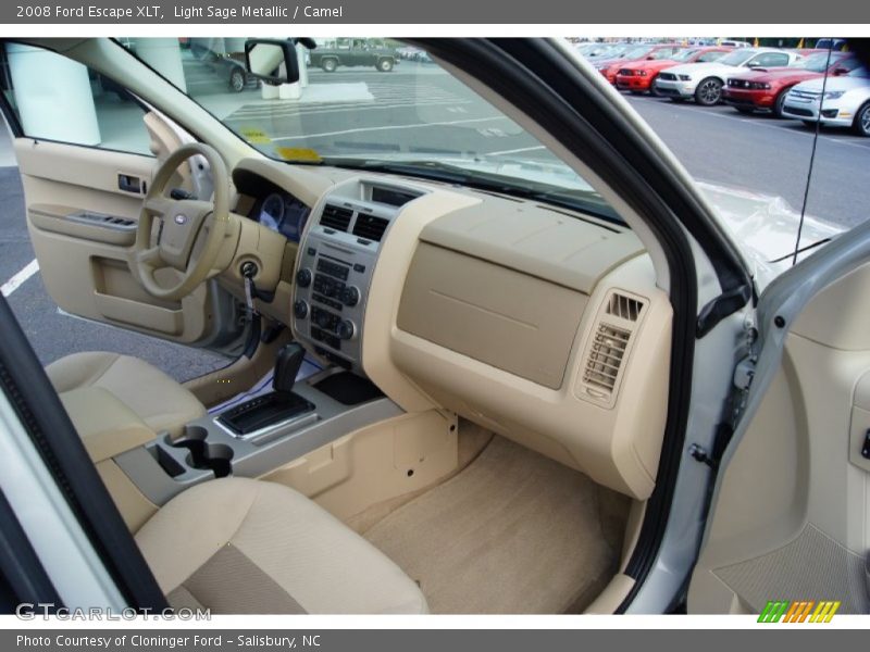 Light Sage Metallic / Camel 2008 Ford Escape XLT