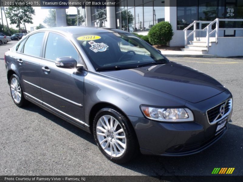 Titanium Grey Metallic / Off Black Leather 2011 Volvo S40 T5