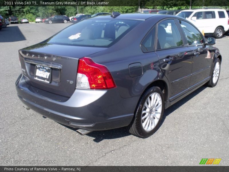 Titanium Grey Metallic / Off Black Leather 2011 Volvo S40 T5