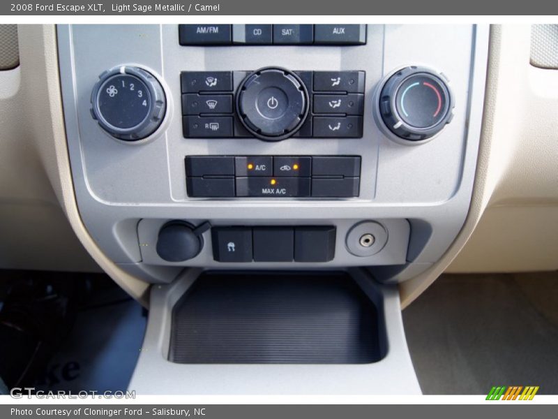 Light Sage Metallic / Camel 2008 Ford Escape XLT