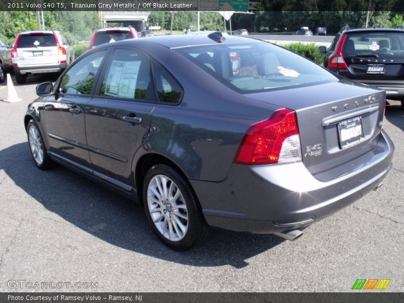 Titanium Grey Metallic / Off Black Leather 2011 Volvo S40 T5