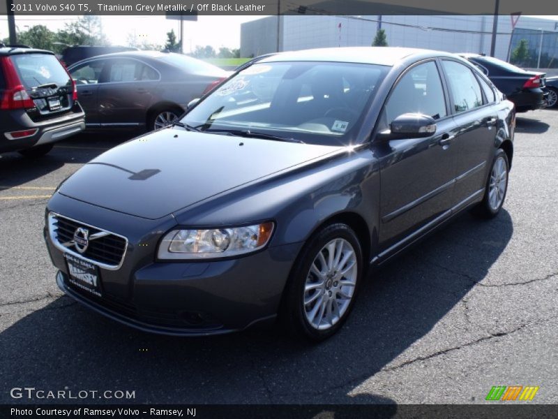 Titanium Grey Metallic / Off Black Leather 2011 Volvo S40 T5