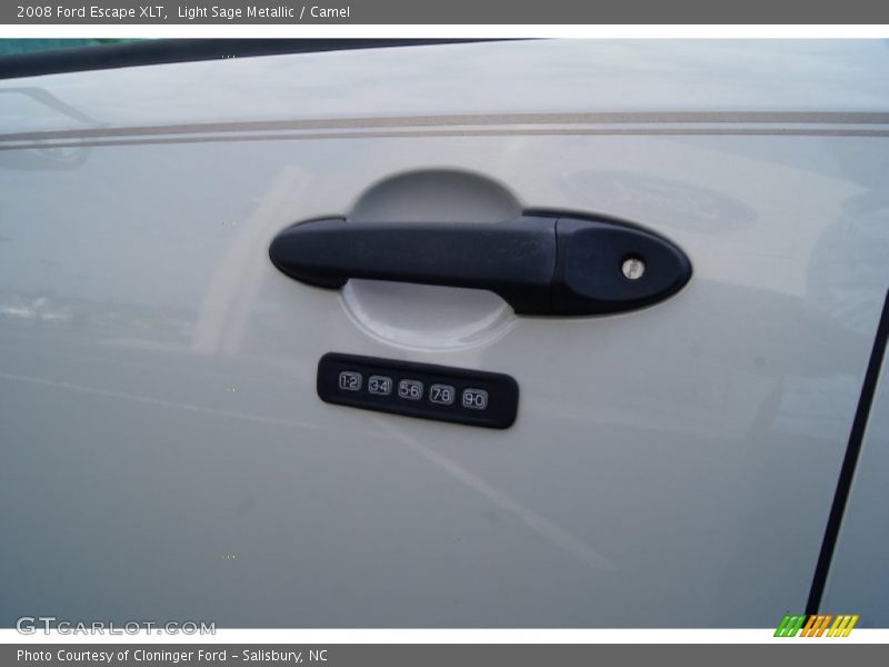 Light Sage Metallic / Camel 2008 Ford Escape XLT