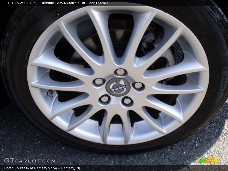Titanium Grey Metallic / Off Black Leather 2011 Volvo S40 T5