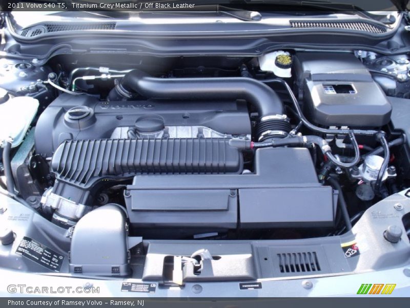 Titanium Grey Metallic / Off Black Leather 2011 Volvo S40 T5