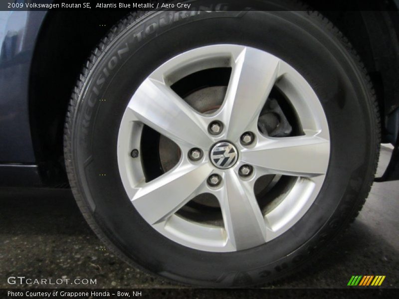 Atlantis Blue Metallic / Aero Grey 2009 Volkswagen Routan SE