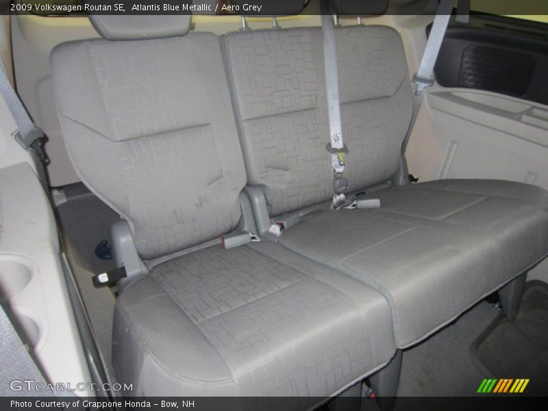 Atlantis Blue Metallic / Aero Grey 2009 Volkswagen Routan SE