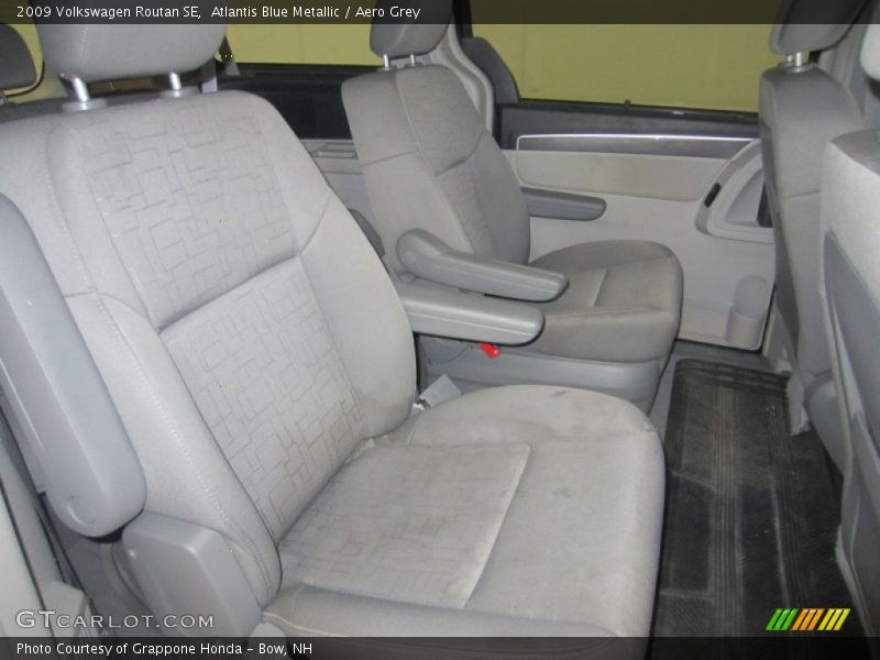 Atlantis Blue Metallic / Aero Grey 2009 Volkswagen Routan SE