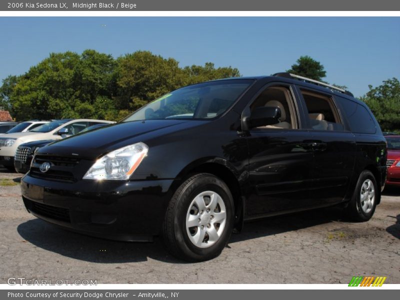 Midnight Black / Beige 2006 Kia Sedona LX