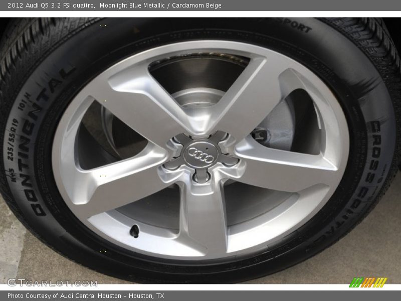  2012 Q5 3.2 FSI quattro Wheel
