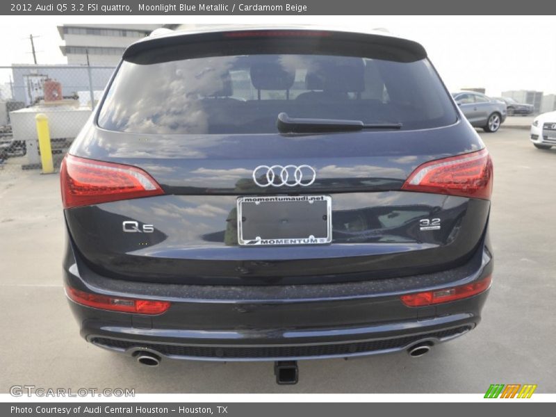 Moonlight Blue Metallic / Cardamom Beige 2012 Audi Q5 3.2 FSI quattro
