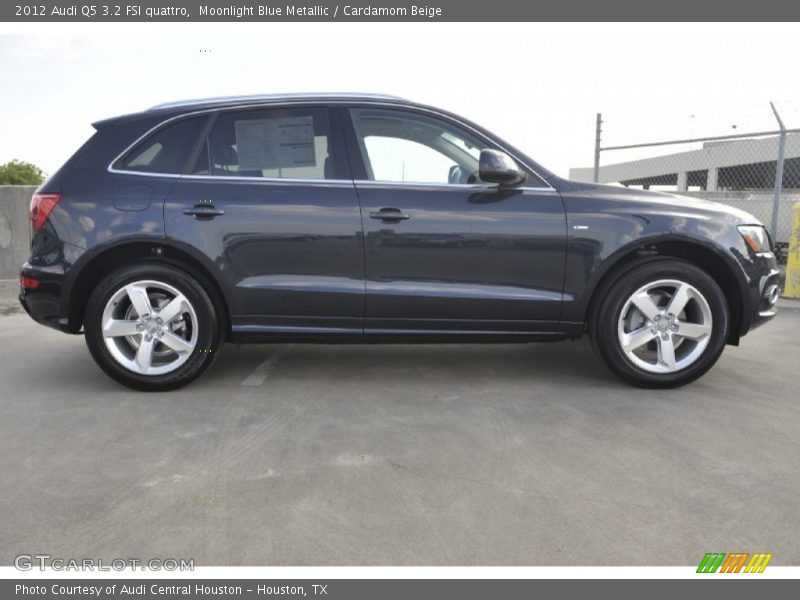  2012 Q5 3.2 FSI quattro Moonlight Blue Metallic